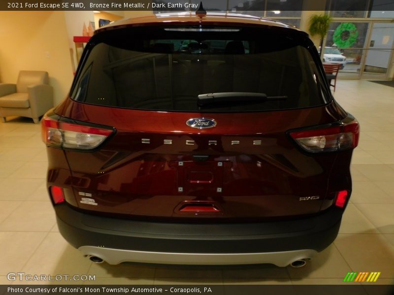 Bronze Fire Metallic / Dark Earth Gray 2021 Ford Escape SE 4WD