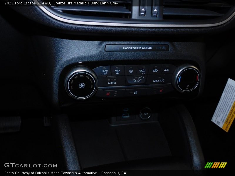 Bronze Fire Metallic / Dark Earth Gray 2021 Ford Escape SE 4WD