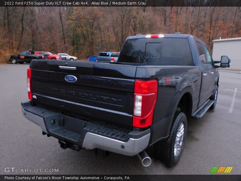Atlas Blue / Medium Earth Gray 2022 Ford F250 Super Duty XLT Crew Cab 4x4
