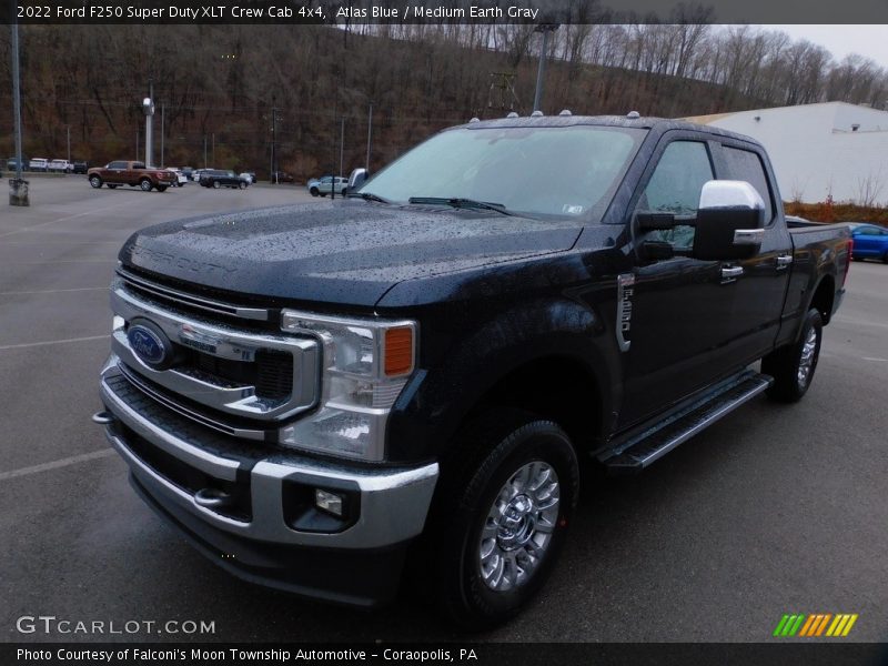 Atlas Blue / Medium Earth Gray 2022 Ford F250 Super Duty XLT Crew Cab 4x4