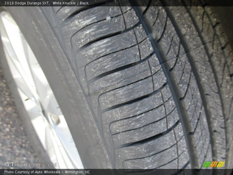 White Knuckle / Black 2019 Dodge Durango SXT