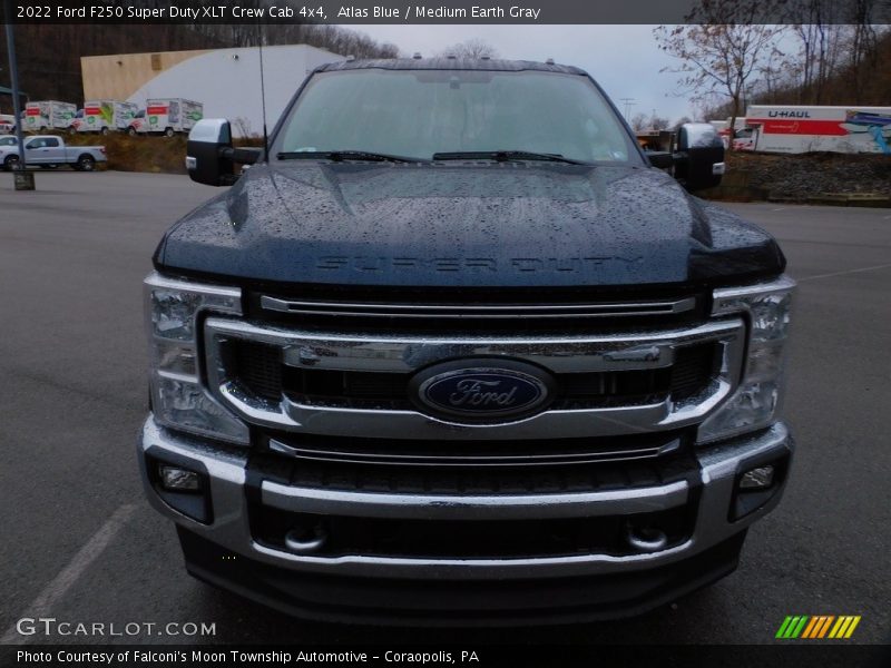 Atlas Blue / Medium Earth Gray 2022 Ford F250 Super Duty XLT Crew Cab 4x4