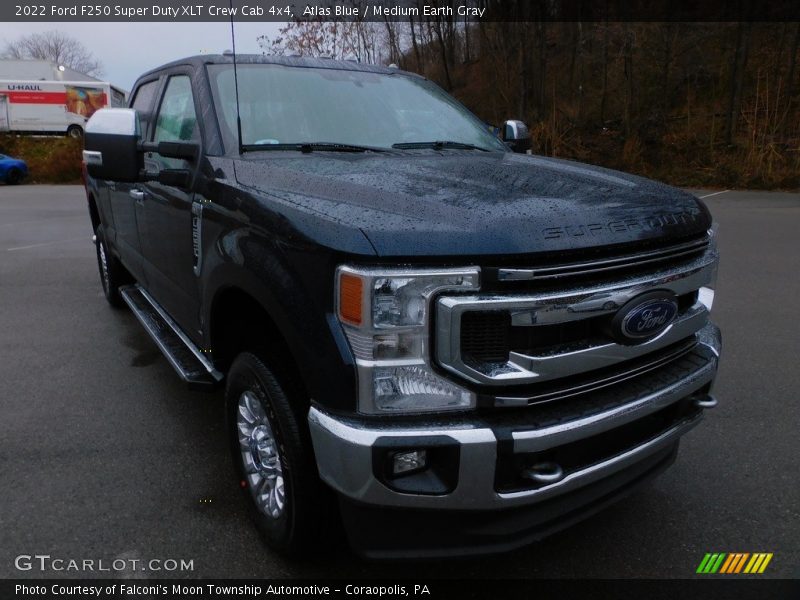 Atlas Blue / Medium Earth Gray 2022 Ford F250 Super Duty XLT Crew Cab 4x4