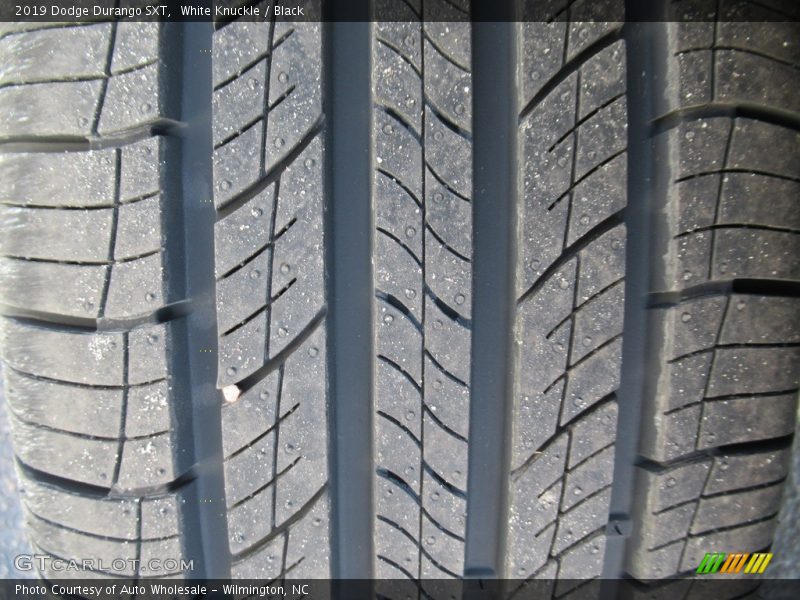 White Knuckle / Black 2019 Dodge Durango SXT