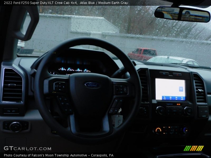 Atlas Blue / Medium Earth Gray 2022 Ford F250 Super Duty XLT Crew Cab 4x4