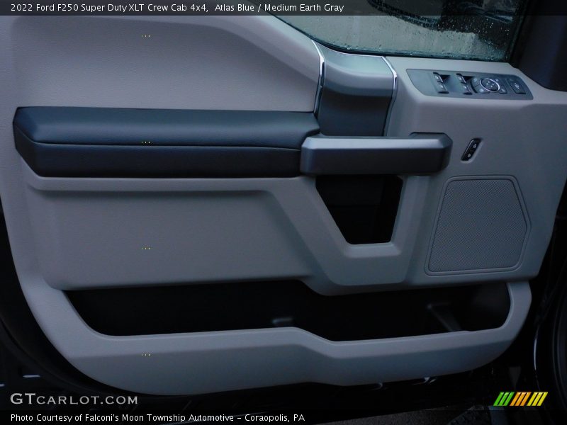 Atlas Blue / Medium Earth Gray 2022 Ford F250 Super Duty XLT Crew Cab 4x4