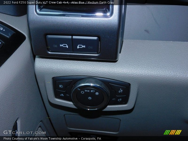 Atlas Blue / Medium Earth Gray 2022 Ford F250 Super Duty XLT Crew Cab 4x4