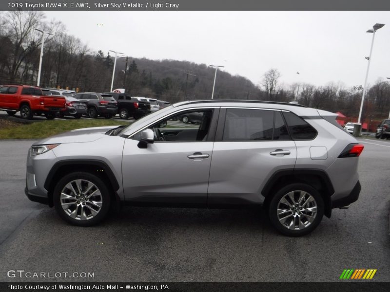 Silver Sky Metallic / Light Gray 2019 Toyota RAV4 XLE AWD