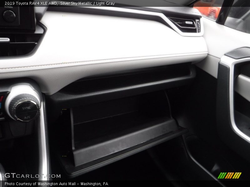 Silver Sky Metallic / Light Gray 2019 Toyota RAV4 XLE AWD