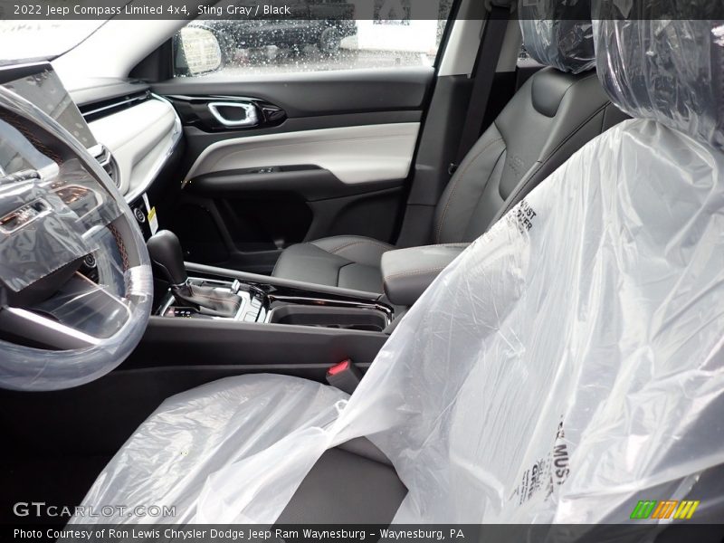 Sting Gray / Black 2022 Jeep Compass Limited 4x4