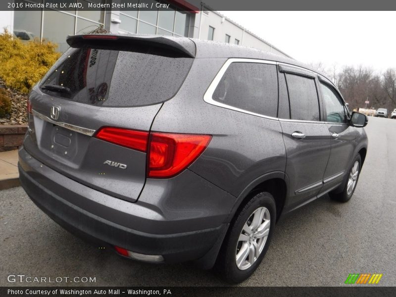 Modern Steel Metallic / Gray 2016 Honda Pilot LX AWD