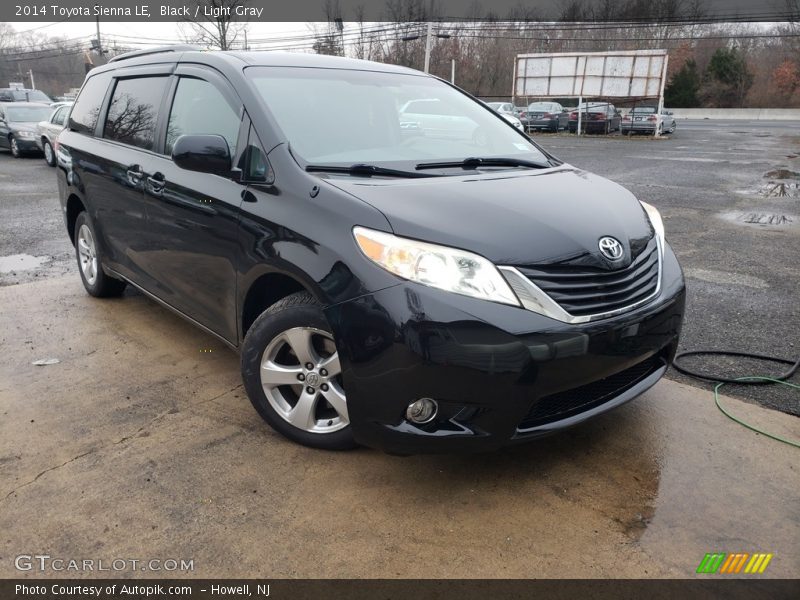Black / Light Gray 2014 Toyota Sienna LE