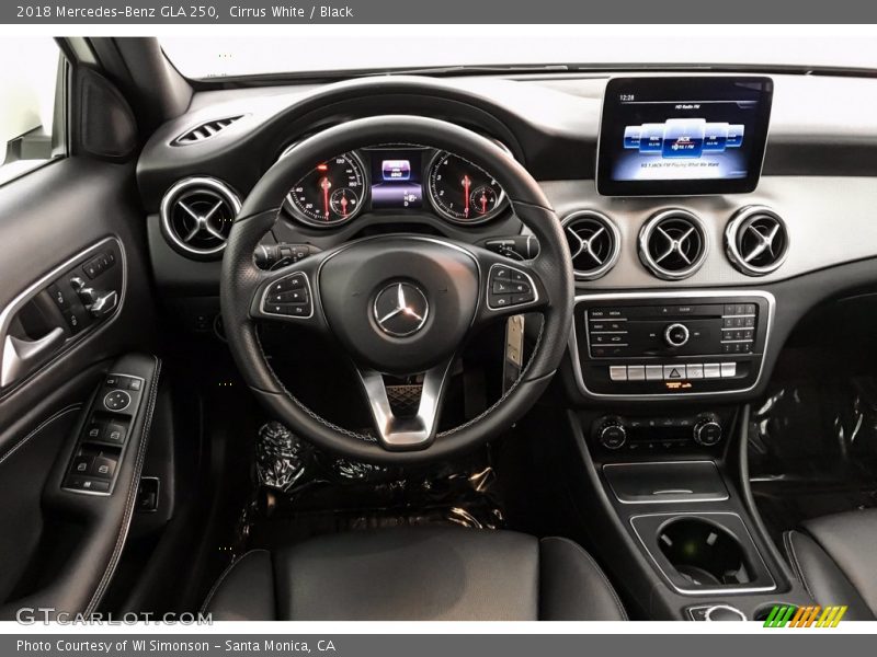 Cirrus White / Black 2018 Mercedes-Benz GLA 250