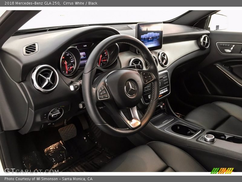 Cirrus White / Black 2018 Mercedes-Benz GLA 250