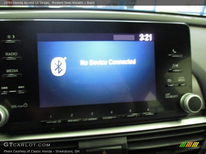 Modern Steel Metallic / Black 2019 Honda Accord LX Sedan