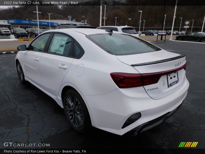 Snow White Pearl / Black 2022 Kia Forte GT-Line