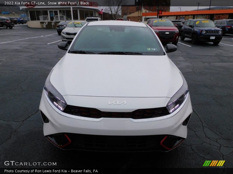 Snow White Pearl / Black 2022 Kia Forte GT-Line