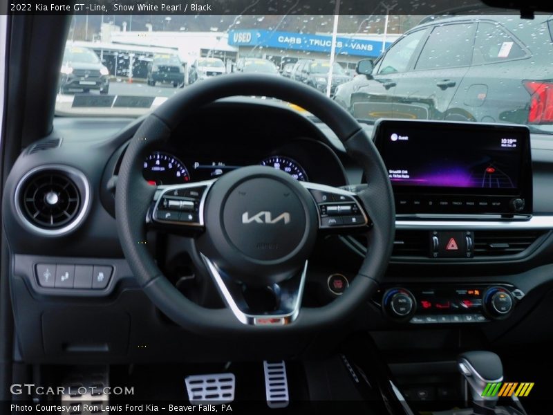 Snow White Pearl / Black 2022 Kia Forte GT-Line
