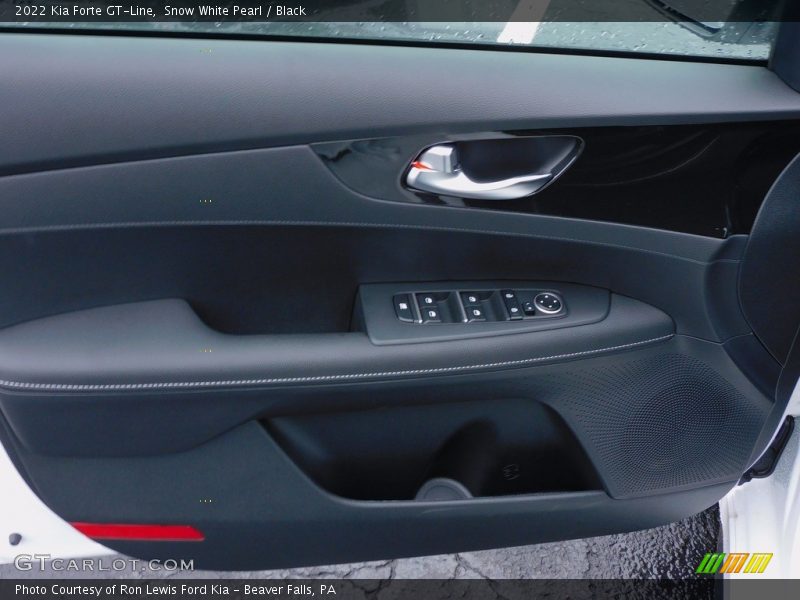 Snow White Pearl / Black 2022 Kia Forte GT-Line