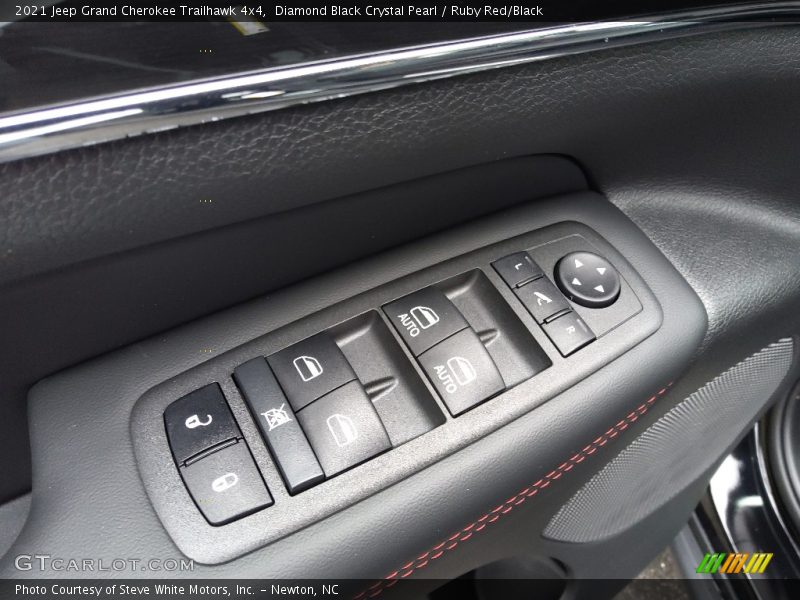 Diamond Black Crystal Pearl / Ruby Red/Black 2021 Jeep Grand Cherokee Trailhawk 4x4