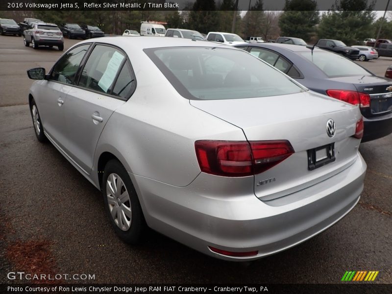 Reflex Silver Metallic / Titan Black 2016 Volkswagen Jetta S