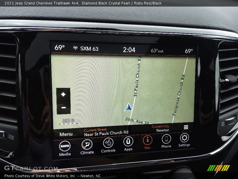 Navigation of 2021 Grand Cherokee Trailhawk 4x4
