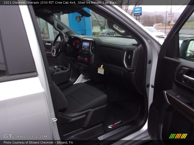 Silver Ice Metallic / Jet Black 2021 Chevrolet Silverado 1500 RST Crew Cab 4x4