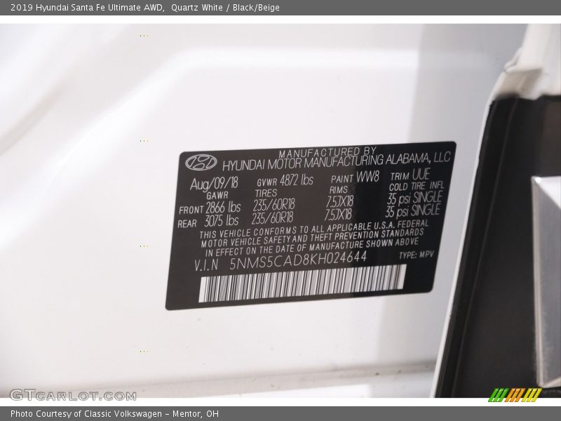 Quartz White / Black/Beige 2019 Hyundai Santa Fe Ultimate AWD