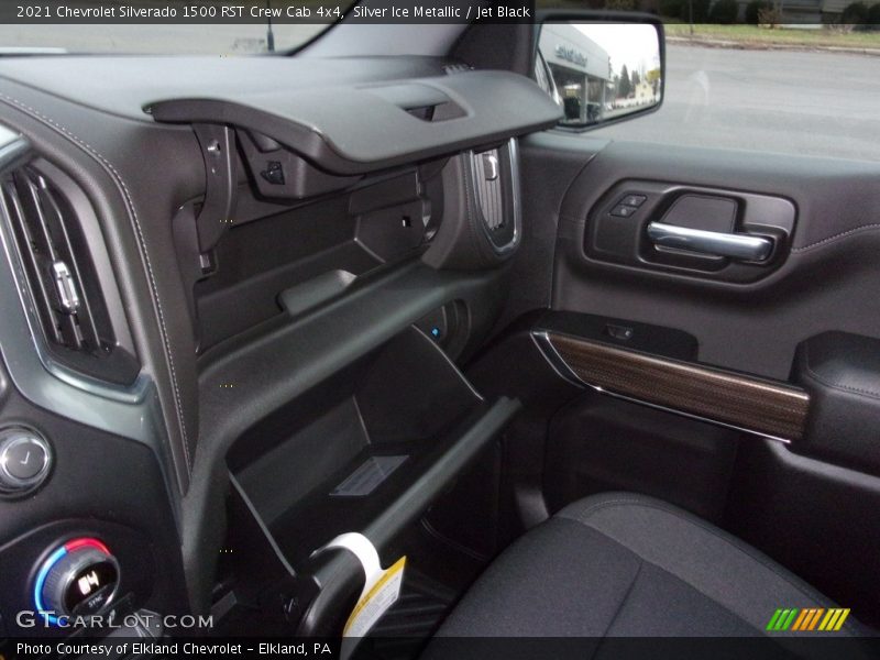 Silver Ice Metallic / Jet Black 2021 Chevrolet Silverado 1500 RST Crew Cab 4x4