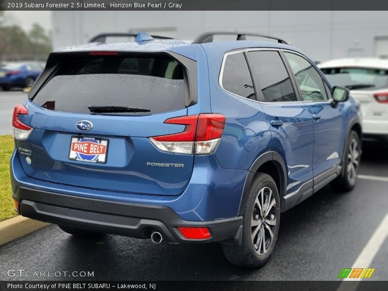 Horizon Blue Pearl / Gray 2019 Subaru Forester 2.5i Limited