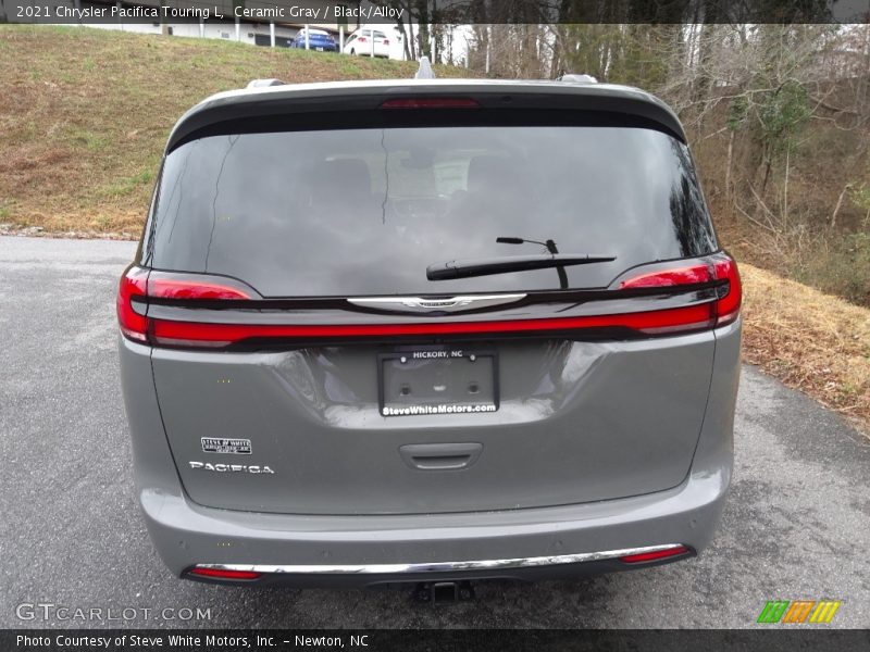 Ceramic Gray / Black/Alloy 2021 Chrysler Pacifica Touring L