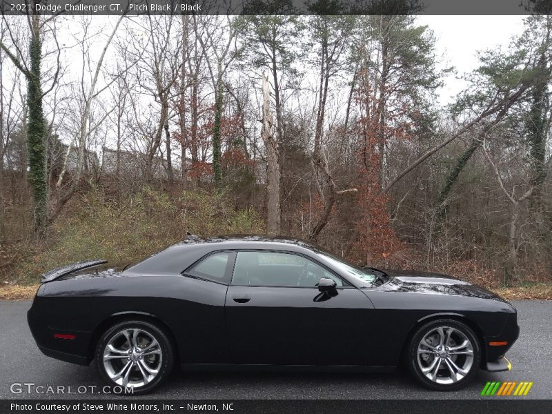  2021 Challenger GT Pitch Black