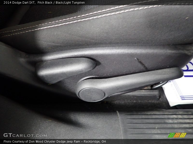 Pitch Black / Black/Light Tungsten 2014 Dodge Dart SXT