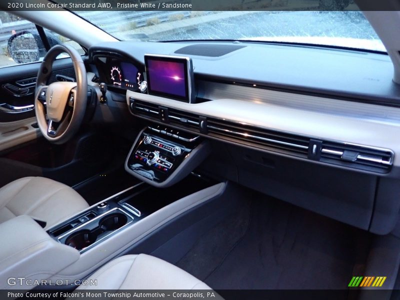 Pristine White / Sandstone 2020 Lincoln Corsair Standard AWD