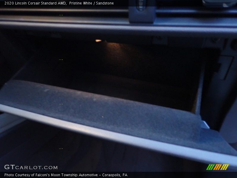 Pristine White / Sandstone 2020 Lincoln Corsair Standard AWD
