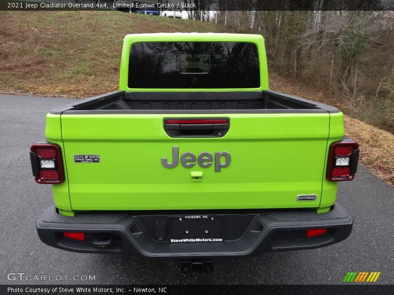 Limited Edition Gecko / Black 2021 Jeep Gladiator Overland 4x4