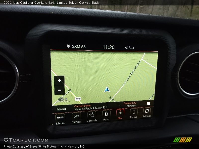 Navigation of 2021 Gladiator Overland 4x4