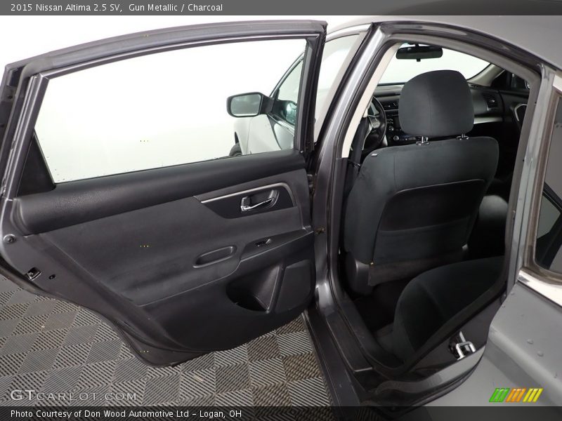 Gun Metallic / Charcoal 2015 Nissan Altima 2.5 SV