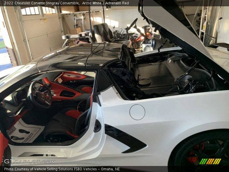 Arctic White / Adrenalin Red 2022 Chevrolet Corvette Stingray Convertible