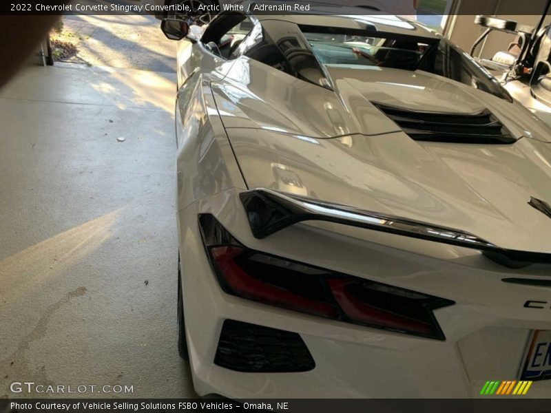 Arctic White / Adrenalin Red 2022 Chevrolet Corvette Stingray Convertible