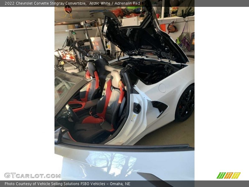Arctic White / Adrenalin Red 2022 Chevrolet Corvette Stingray Convertible