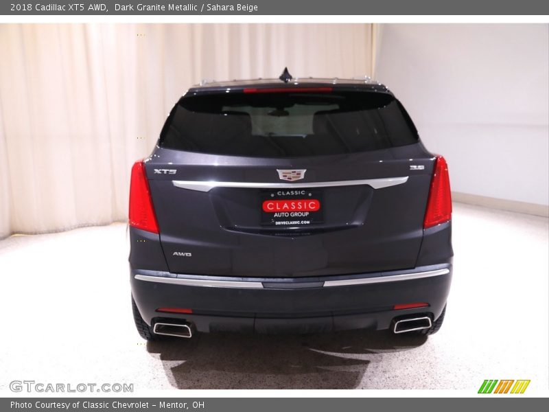 Dark Granite Metallic / Sahara Beige 2018 Cadillac XT5 AWD