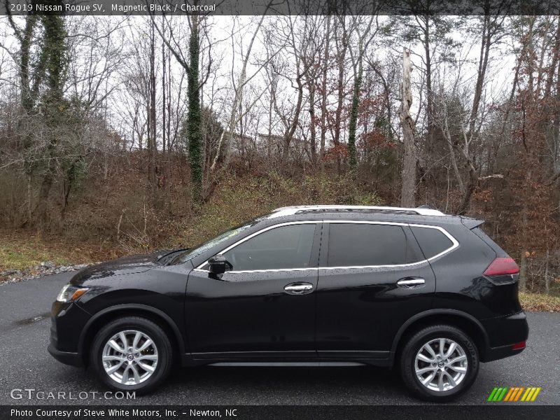  2019 Rogue SV Magnetic Black