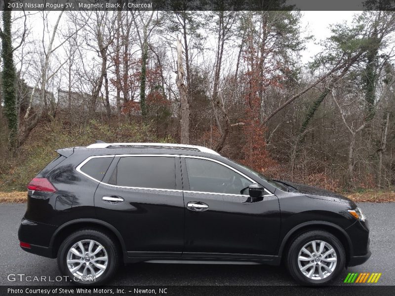  2019 Rogue SV Magnetic Black