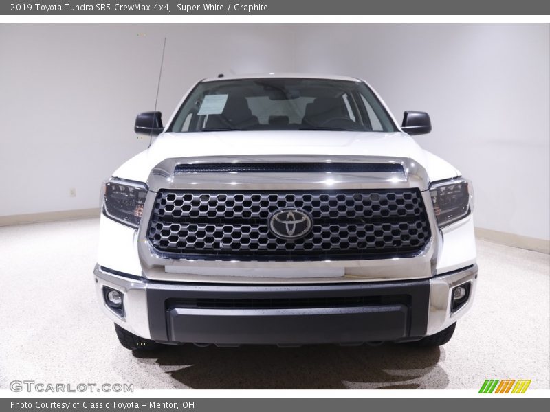Super White / Graphite 2019 Toyota Tundra SR5 CrewMax 4x4