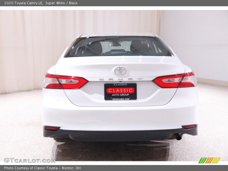 Super White / Black 2020 Toyota Camry LE