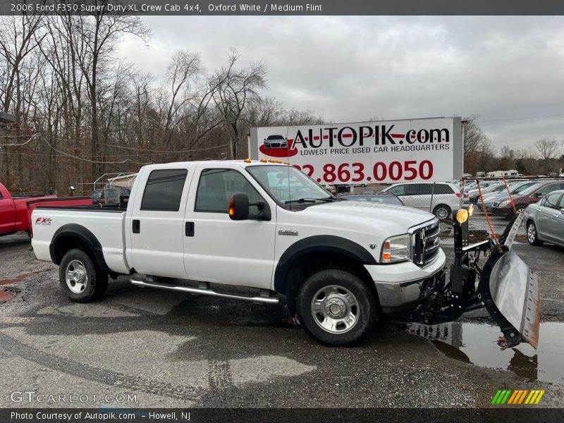 Oxford White / Medium Flint 2006 Ford F350 Super Duty XL Crew Cab 4x4