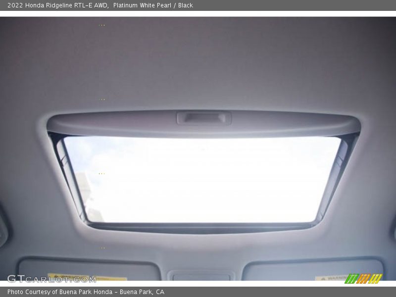 Platinum White Pearl / Black 2022 Honda Ridgeline RTL-E AWD