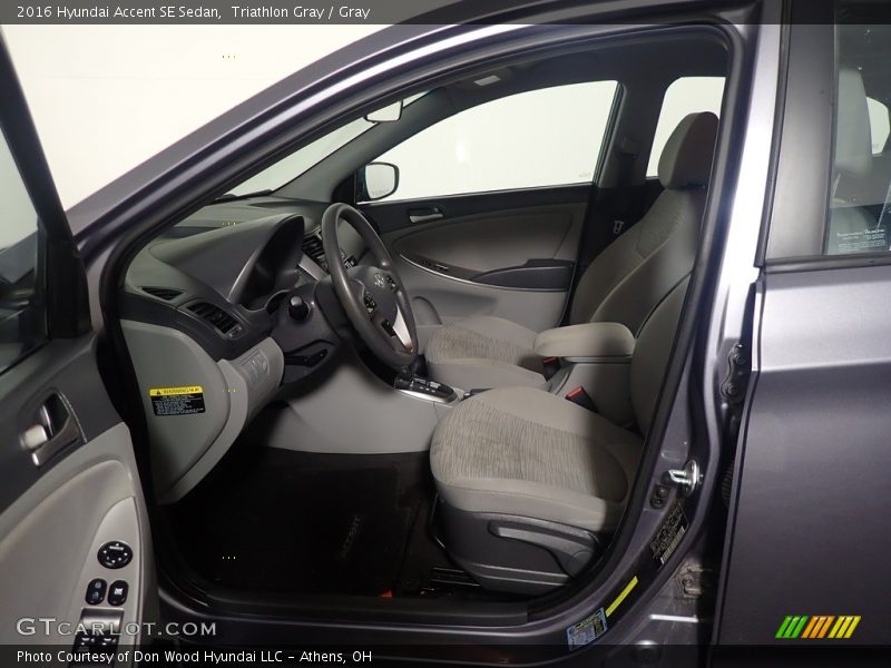 Triathlon Gray / Gray 2016 Hyundai Accent SE Sedan