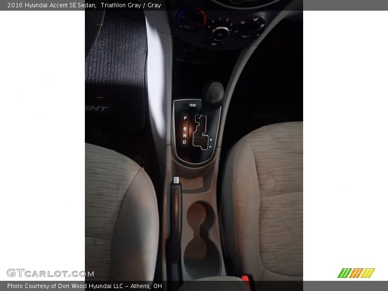 Triathlon Gray / Gray 2016 Hyundai Accent SE Sedan